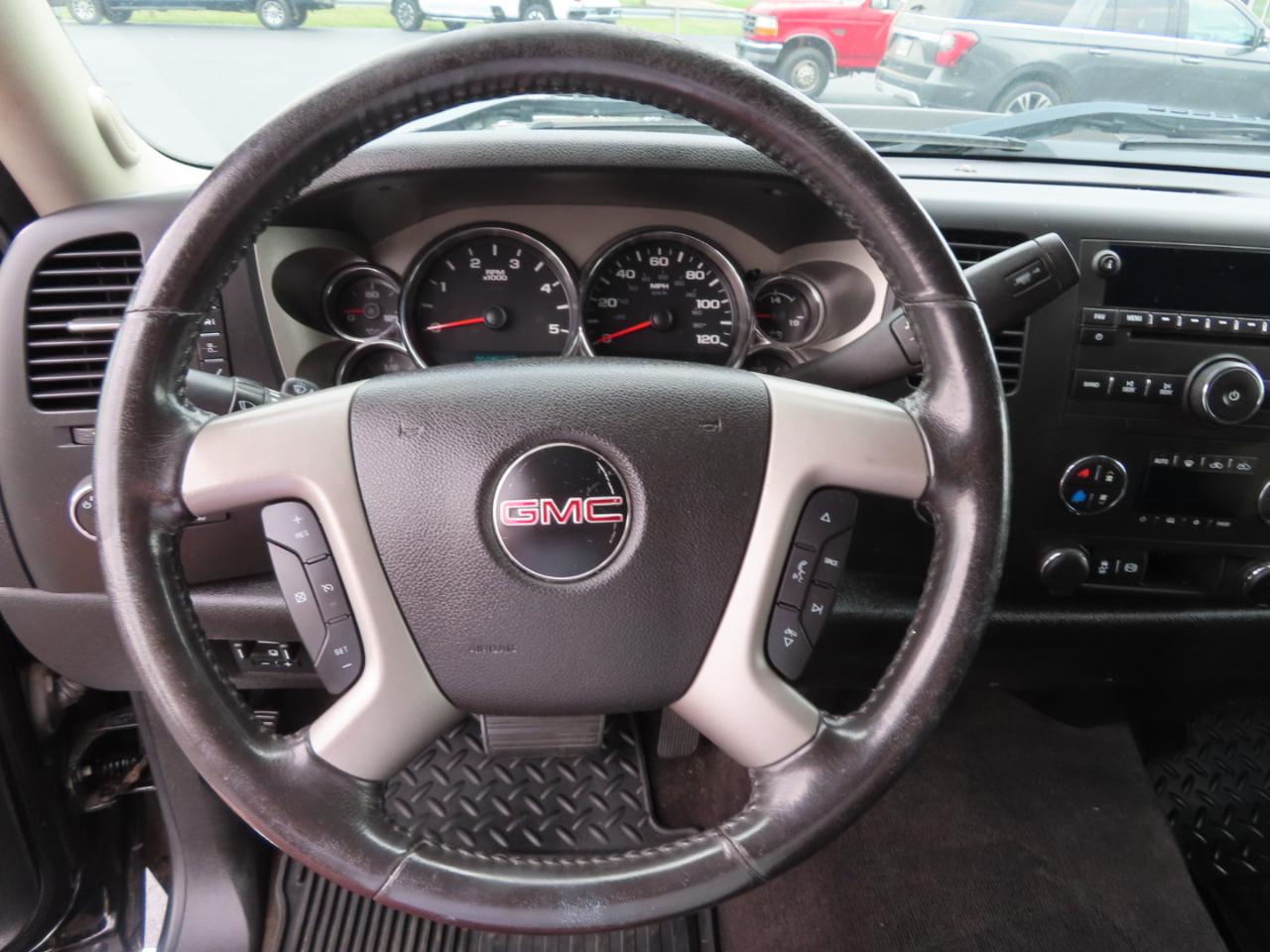 GMC Sierra 2500HD 4WD Crew Cab 153.7" SLE 2013