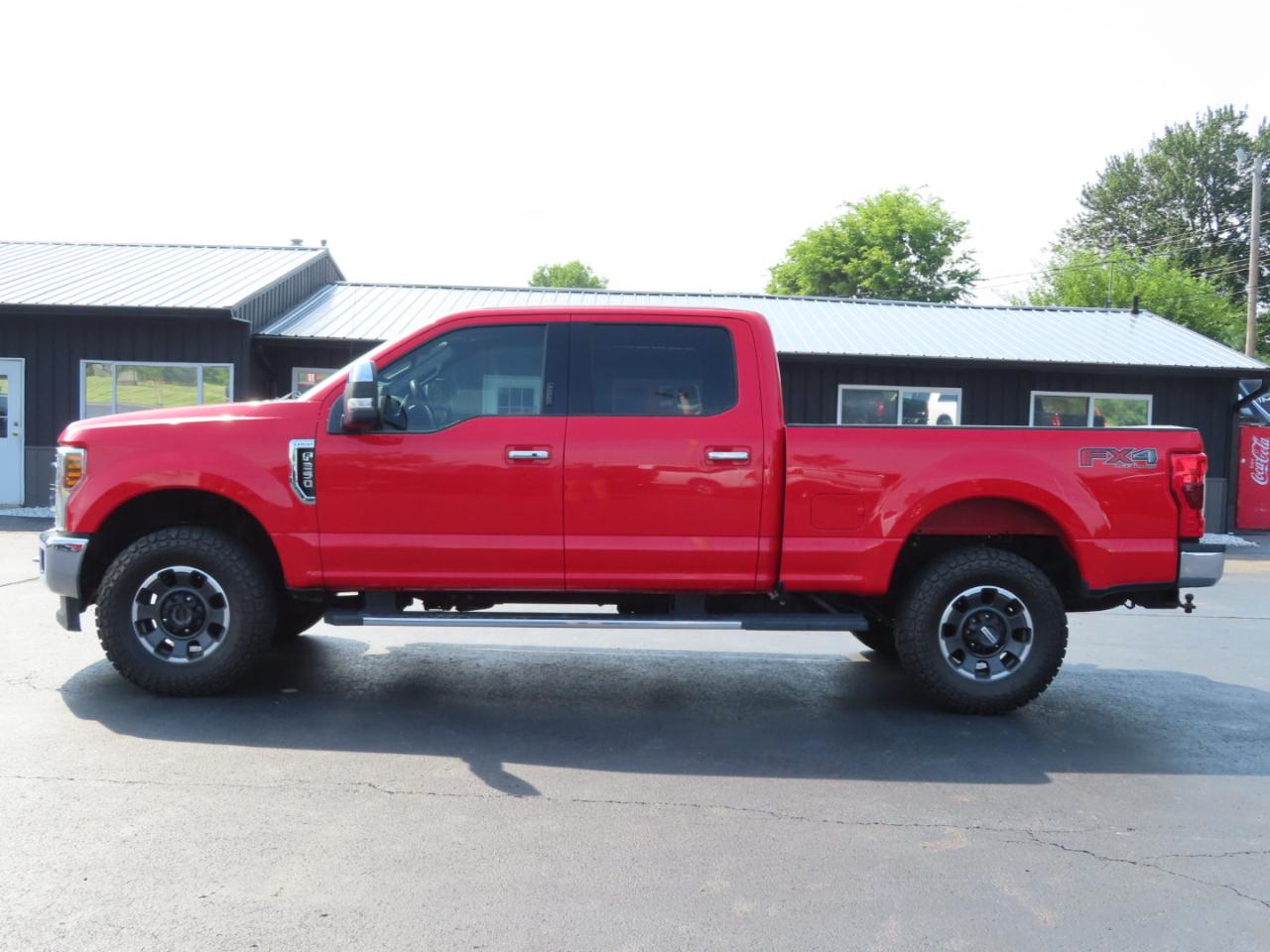 Ford Super Duty F-250 SRW Lariat 4WD Crew Cab 6.75' Box 2019