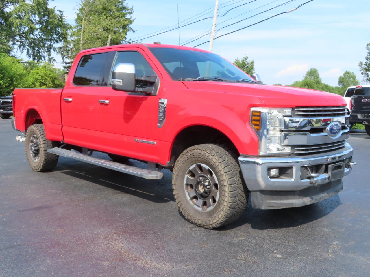 Ford Super Duty F-250 SRW Lariat 4WD Crew Cab 6.75' Box 2019