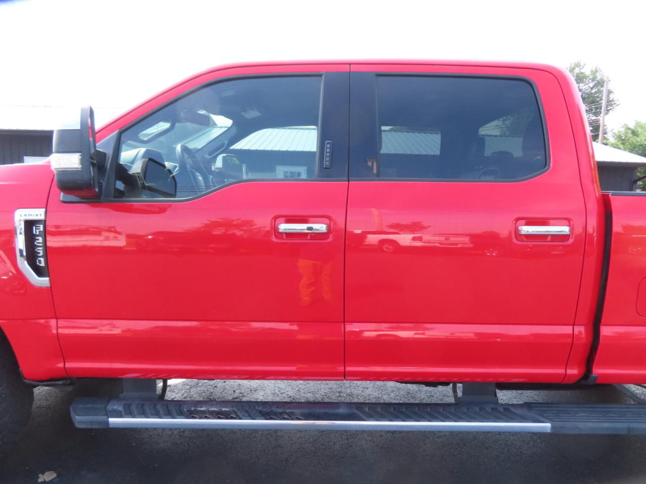 Ford Super Duty F-250 SRW Lariat 4WD Crew Cab 6.75' Box 2019