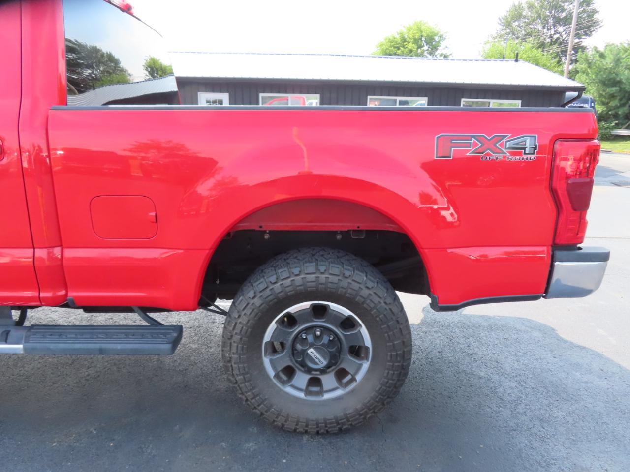 Ford Super Duty F-250 SRW Lariat 4WD Crew Cab 6.75' Box 2019