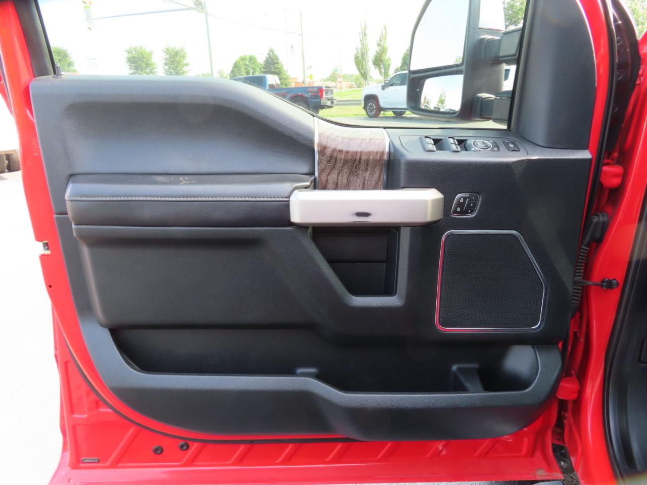 Ford Super Duty F-250 SRW Lariat 4WD Crew Cab 6.75' Box 2019