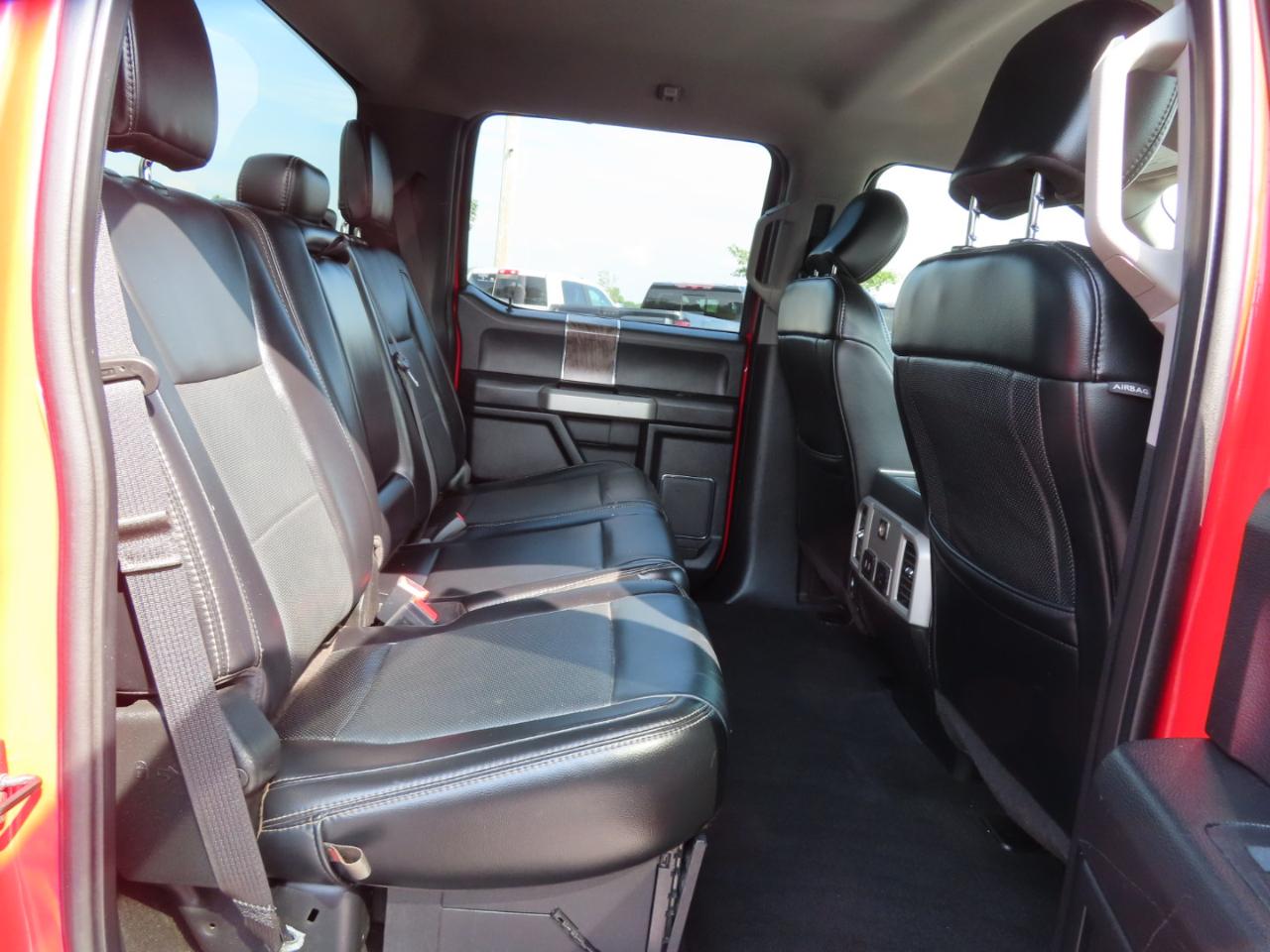 Ford Super Duty F-250 SRW Lariat 4WD Crew Cab 6.75' Box 2019
