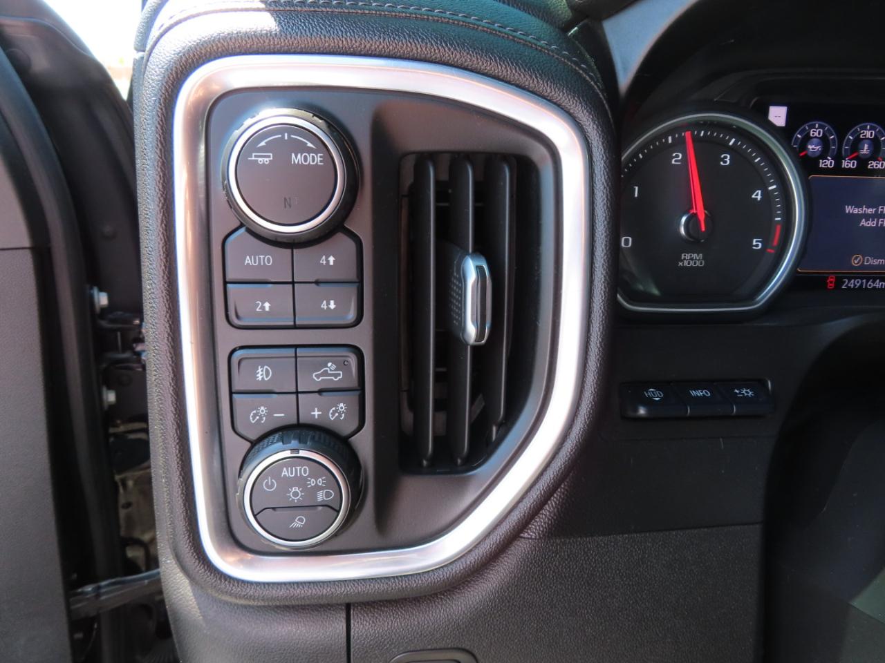 Chevrolet Silverado 2500HD 4WD Crew Cab 159" High Country 2020