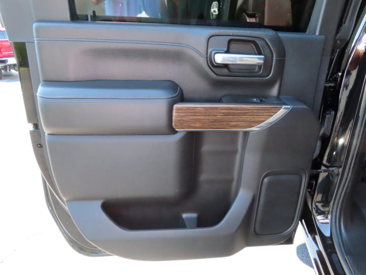 Chevrolet Silverado 2500HD 4WD Crew Cab 159" High Country 2020