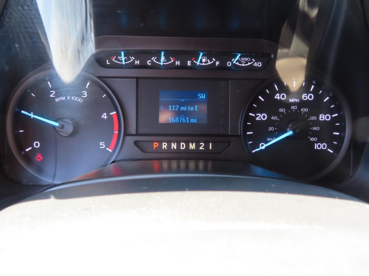 Ford Super Duty F-450 DRW XL 4WD Crew Cab 179" WB 60" CA 2019