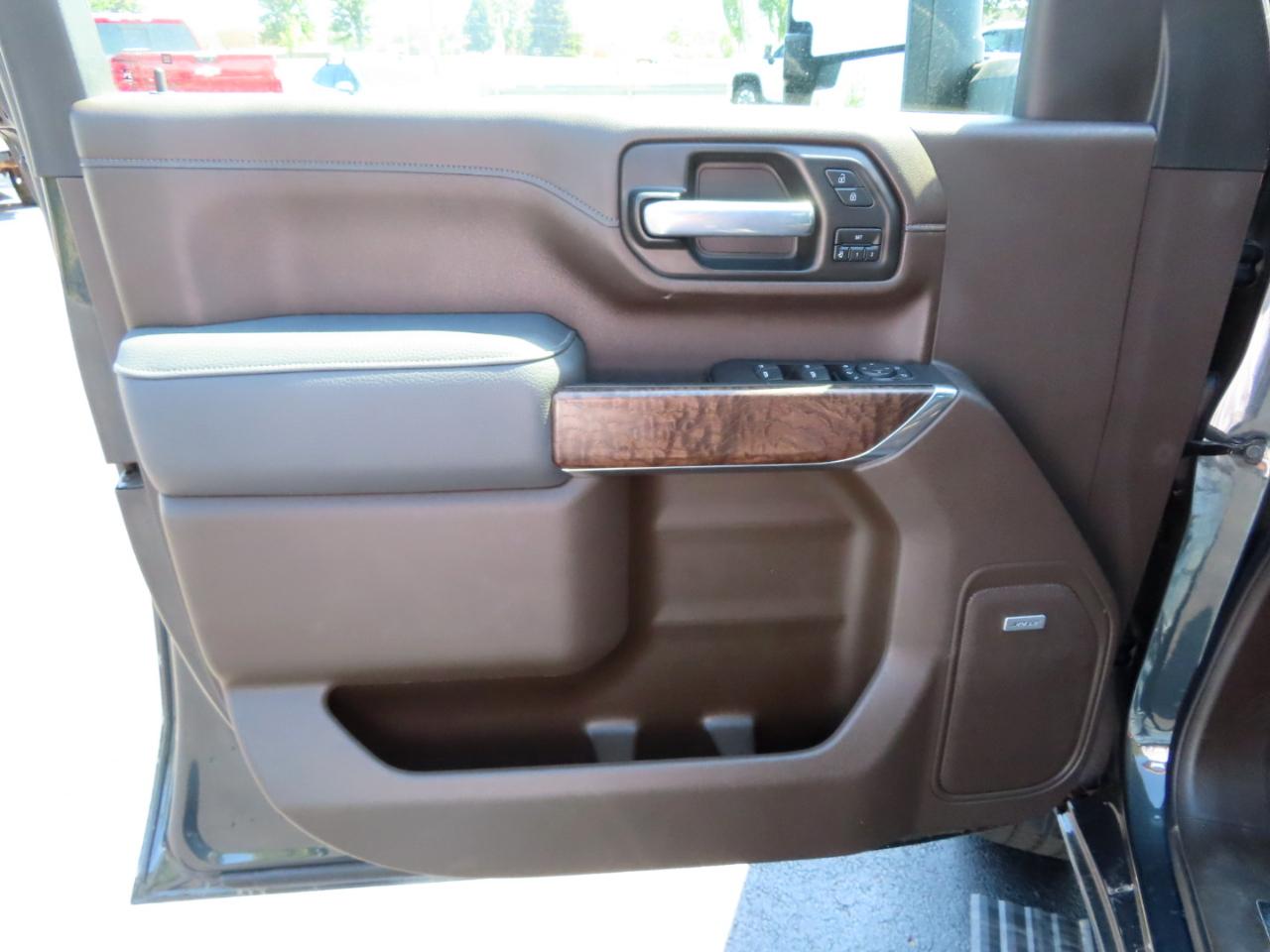 GMC Sierra 3500HD 4WD Crew Cab 172" Denali 2021