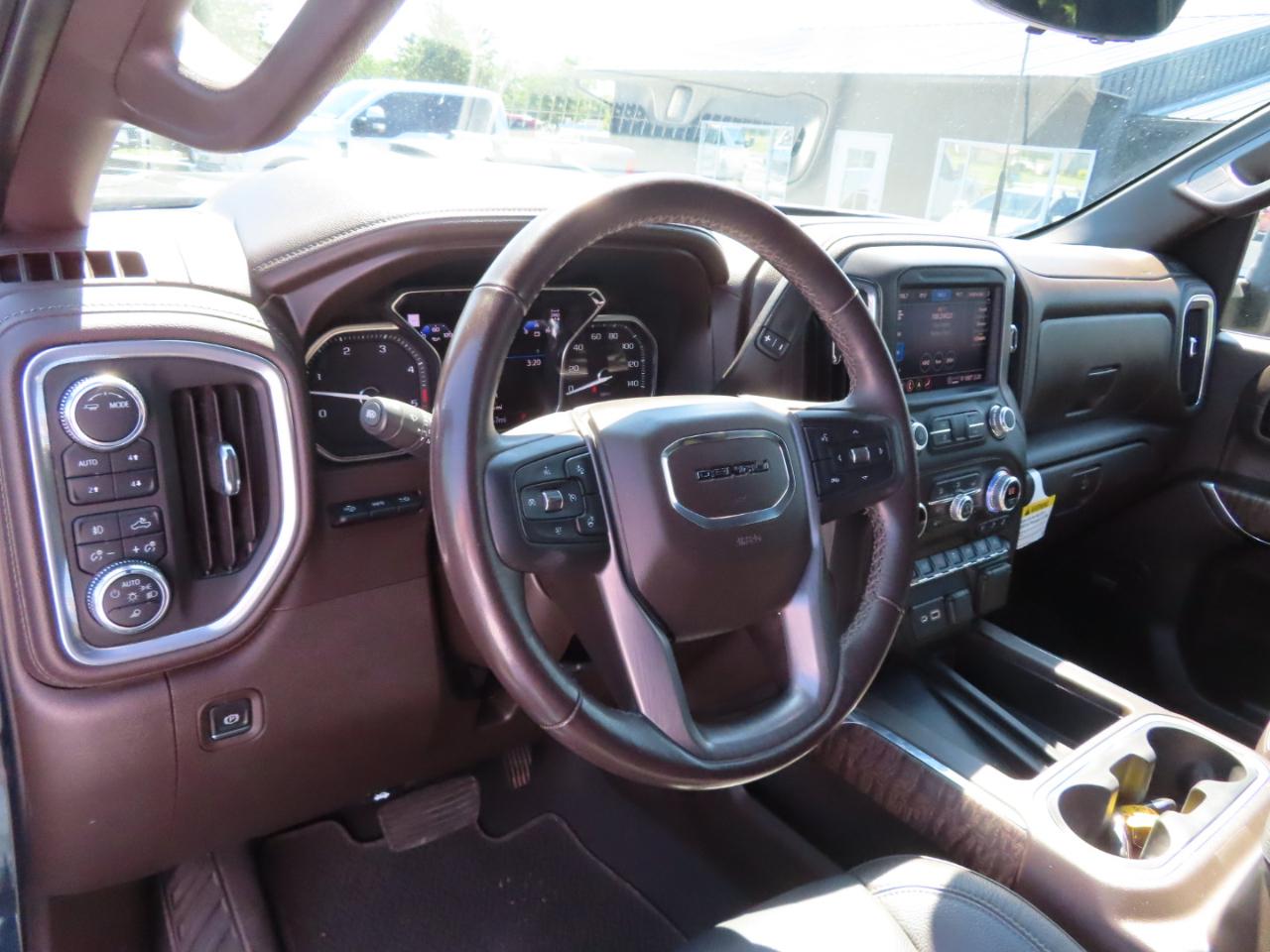 GMC Sierra 3500HD 4WD Crew Cab 172" Denali 2021