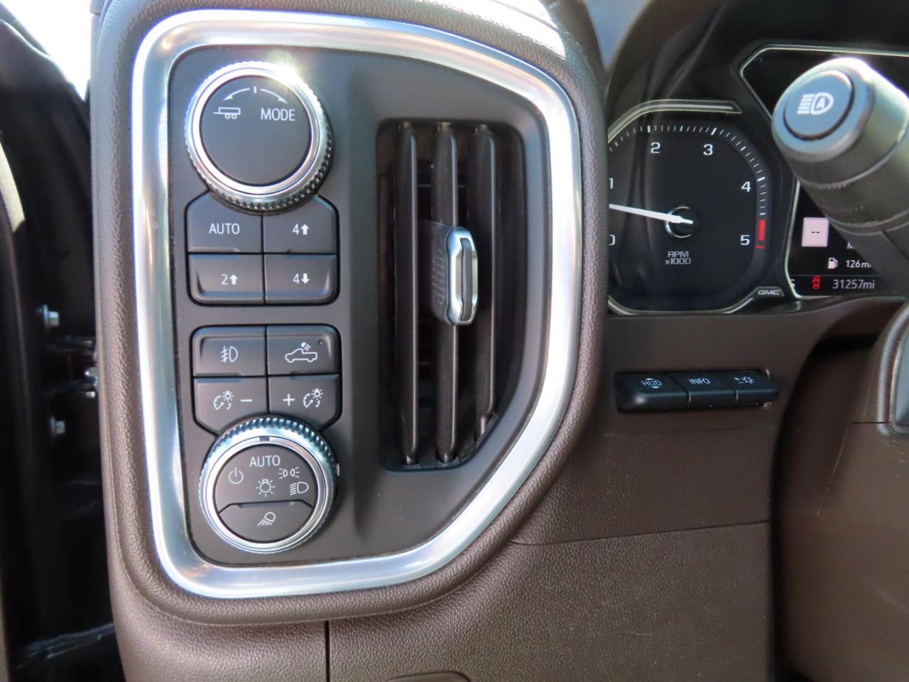 GMC Sierra 3500HD 4WD Crew Cab 172" Denali 2021