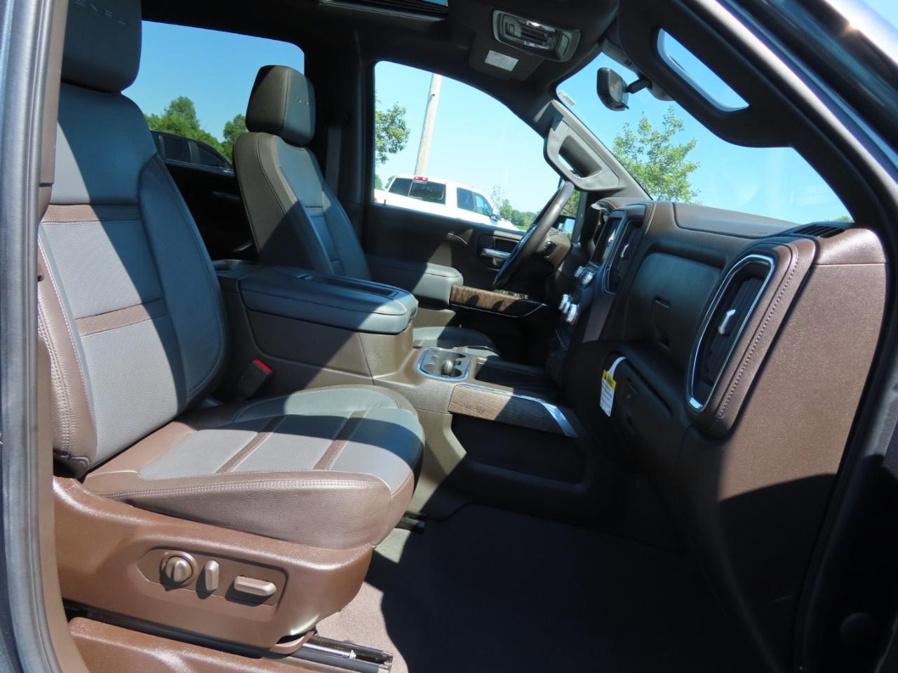 GMC Sierra 3500HD 4WD Crew Cab 172" Denali 2021