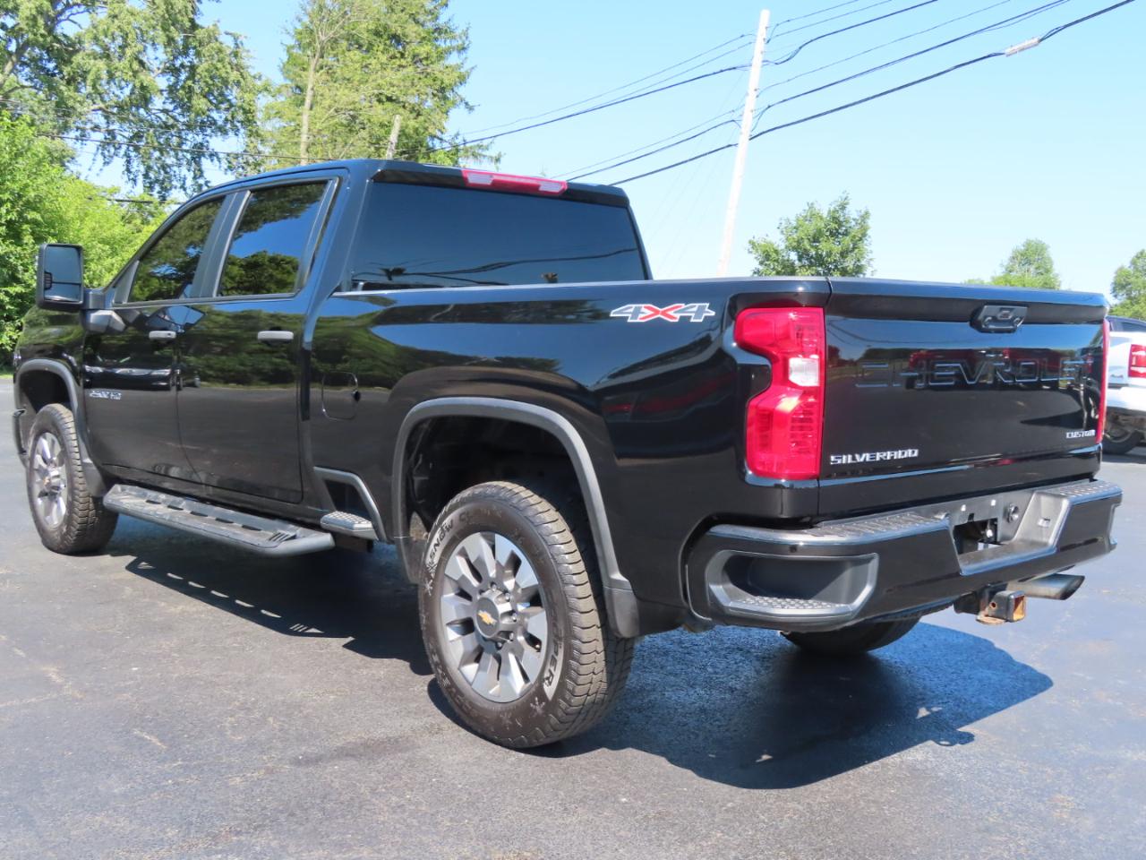 Chevrolet Silverado 2500HD 4WD Crew Cab 159" Custom 2024