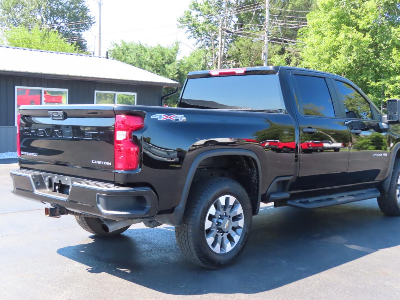 Chevrolet Silverado 2500HD 4WD Crew Cab 159" Custom 2024