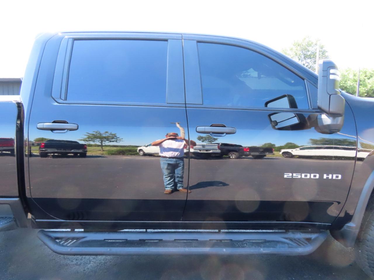 Chevrolet Silverado 2500HD 4WD Crew Cab 159" Custom 2024
