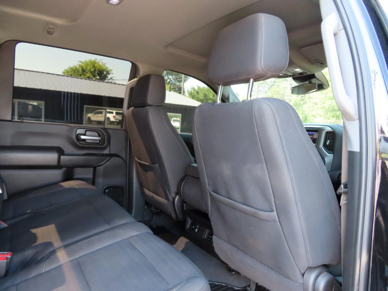 Chevrolet Silverado 2500HD 4WD Crew Cab 159" Custom 2024