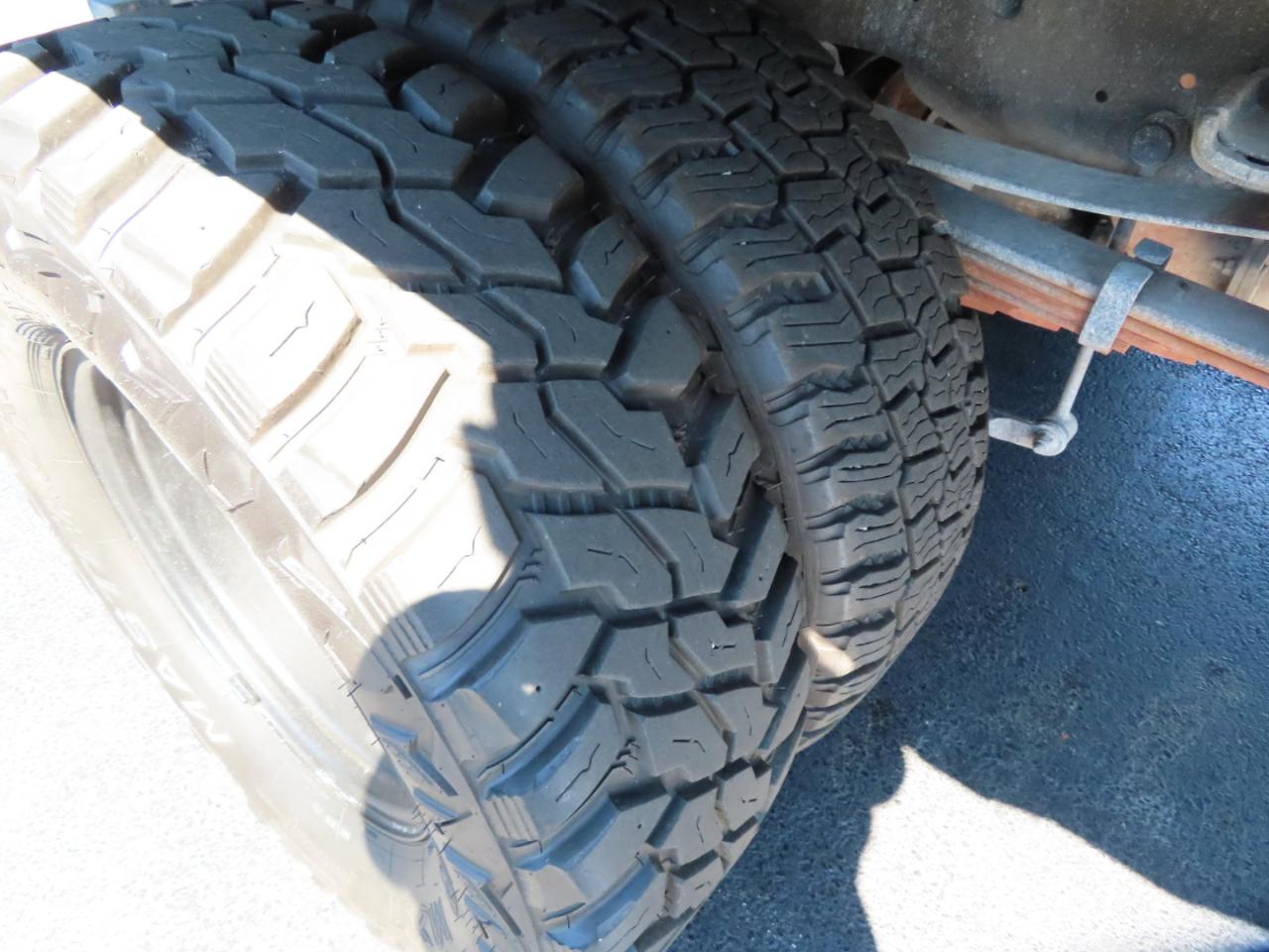 Ford Super Duty F-350 DRW XL 4WD Crew Cab 179" WB 60" CA 2018