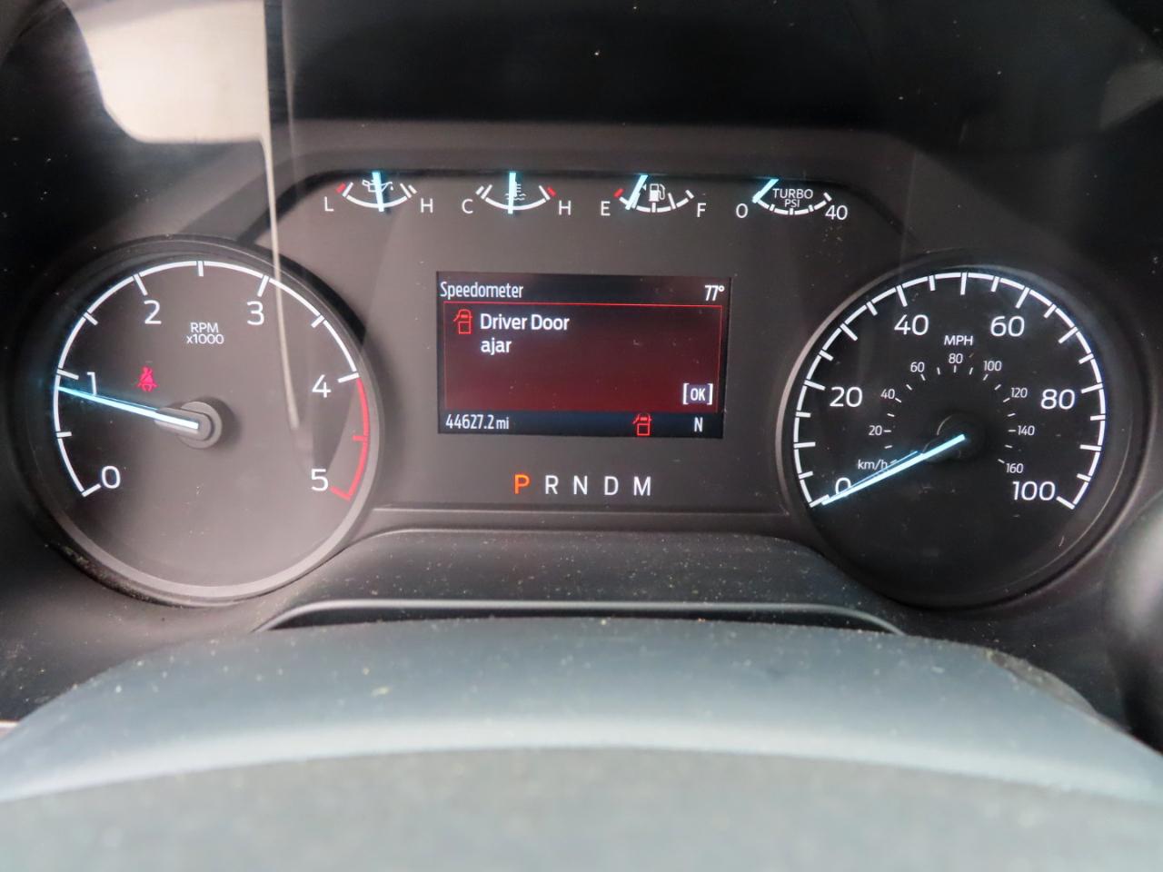 Ford Super Duty F-350 SRW XL 4WD Crew Cab 8' Box 2024