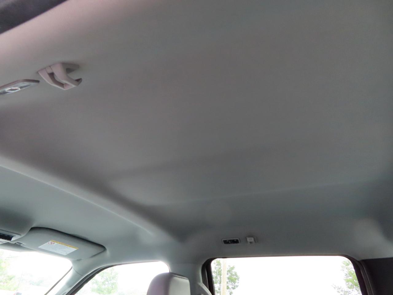 Ford Super Duty F-350 SRW XL 4WD Crew Cab 8' Box 2024