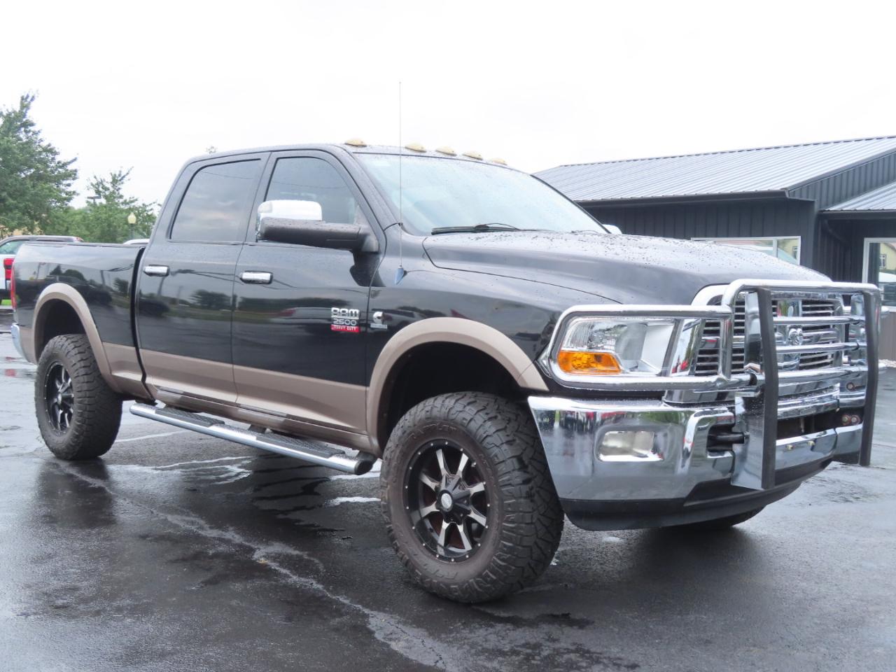 Dodge Ram 2500 4WD Crew Cab 149" Laramie *Ltd Avail* 2010