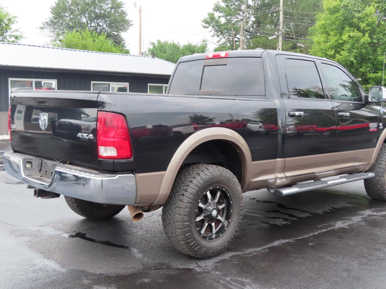 Dodge Ram 2500 4WD Crew Cab 149" Laramie *Ltd Avail* 2010