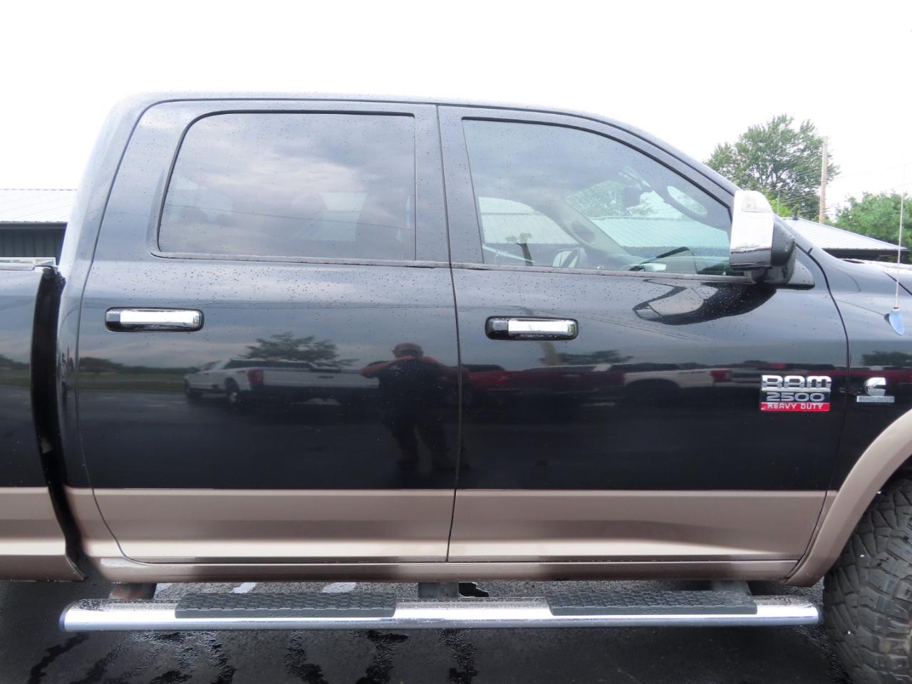 Dodge Ram 2500 4WD Crew Cab 149" Laramie *Ltd Avail* 2010