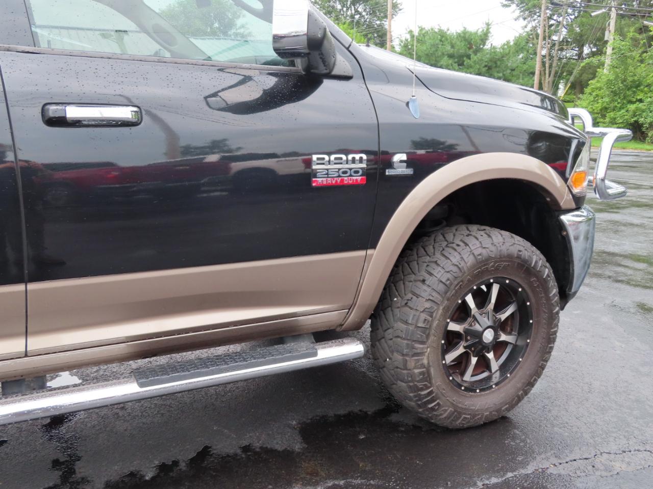 Dodge Ram 2500 4WD Crew Cab 149" Laramie *Ltd Avail* 2010