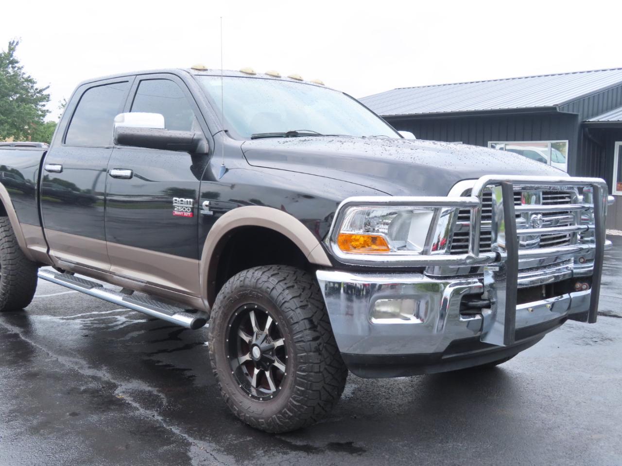 Dodge Ram 2500 4WD Crew Cab 149" Laramie *Ltd Avail* 2010