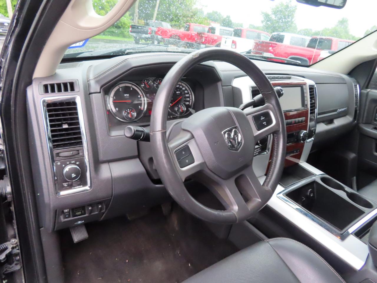 Dodge Ram 2500 4WD Crew Cab 149" Laramie *Ltd Avail* 2010