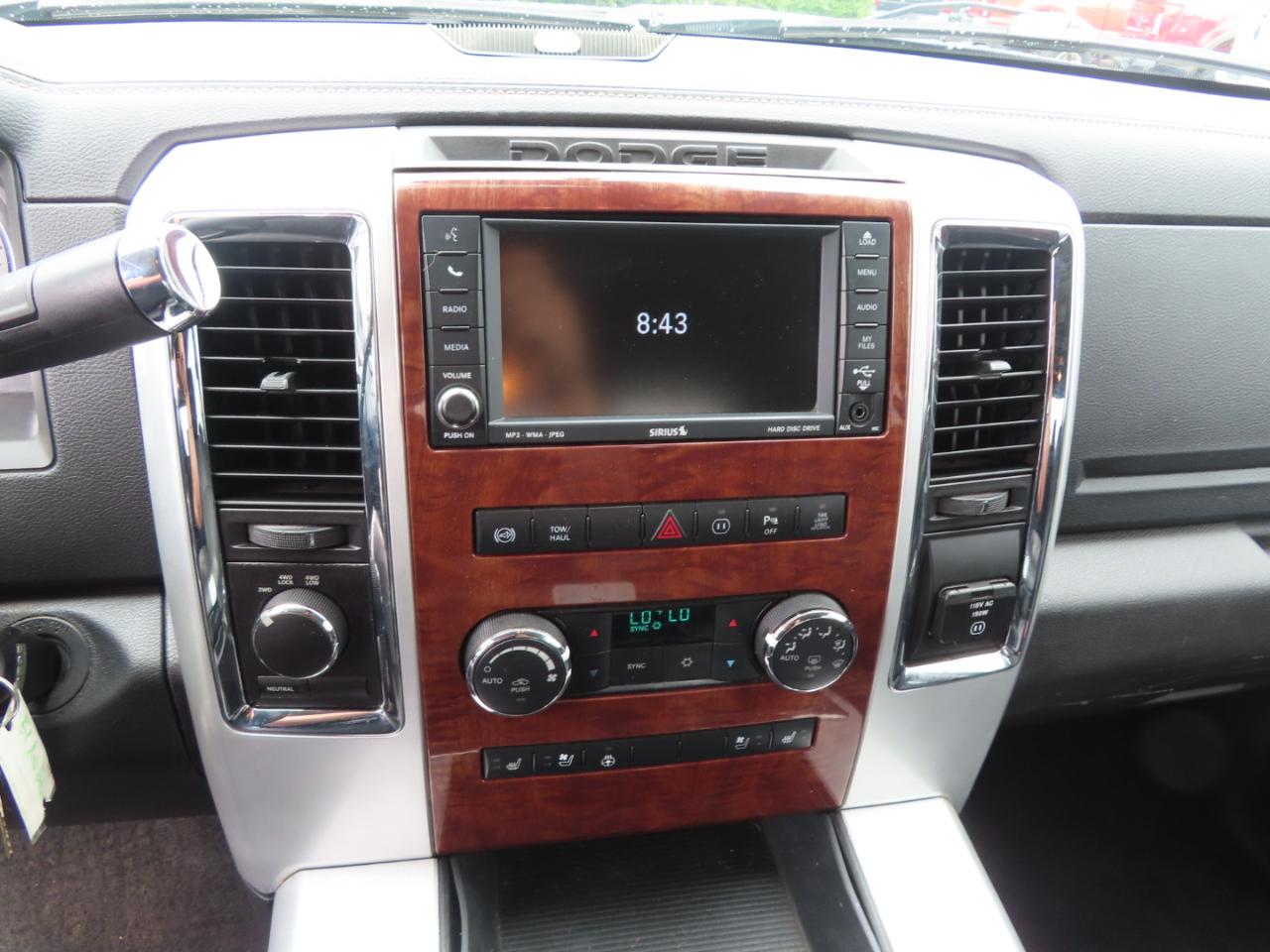 Dodge Ram 2500 4WD Crew Cab 149" Laramie *Ltd Avail* 2010