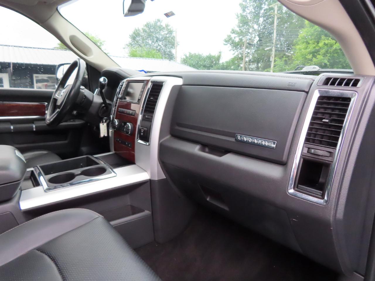 Dodge Ram 2500 4WD Crew Cab 149" Laramie *Ltd Avail* 2010