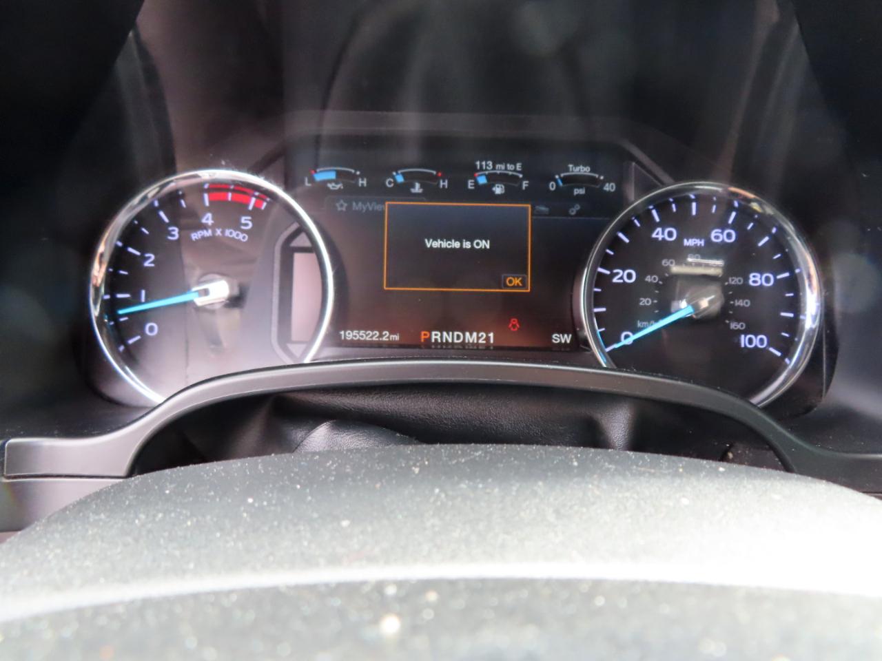 Ford Super Duty F-350 SRW Lariat 4WD Crew Cab 8' Box 2018
