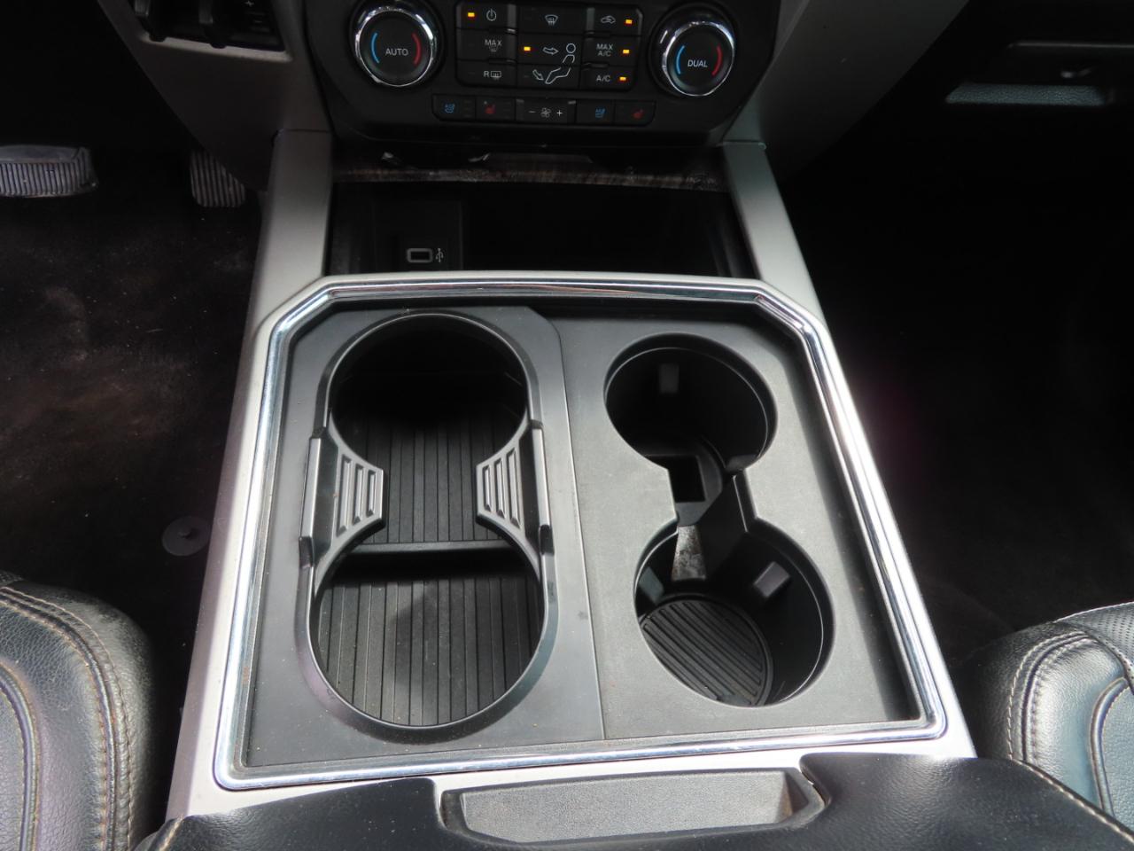 Ford Super Duty F-350 SRW Lariat 4WD Crew Cab 8' Box 2018