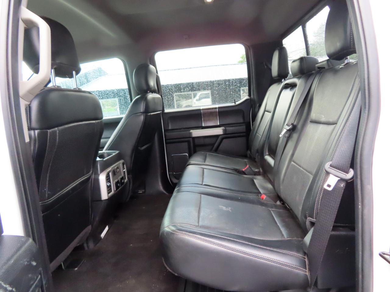 Ford Super Duty F-350 SRW Lariat 4WD Crew Cab 8' Box 2018