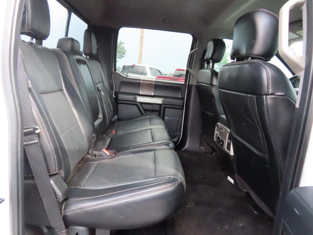 Ford Super Duty F-350 SRW Lariat 4WD Crew Cab 8' Box 2018
