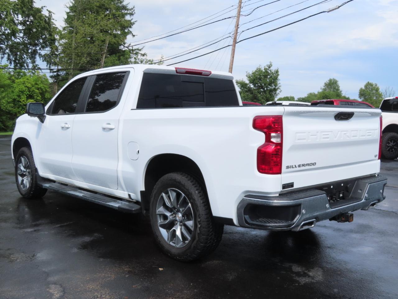 Chevrolet Silverado 1500 4WD Crew Cab 147" LT w/1LT 2025
