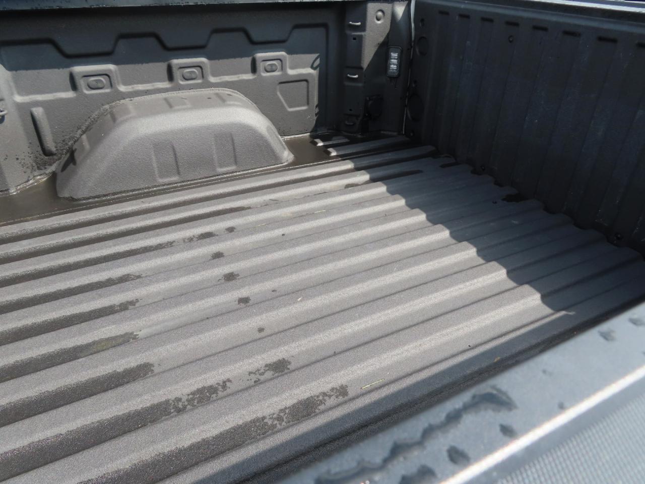 Chevrolet Silverado 1500 4WD Crew Cab 147" LT w/1LT 2025