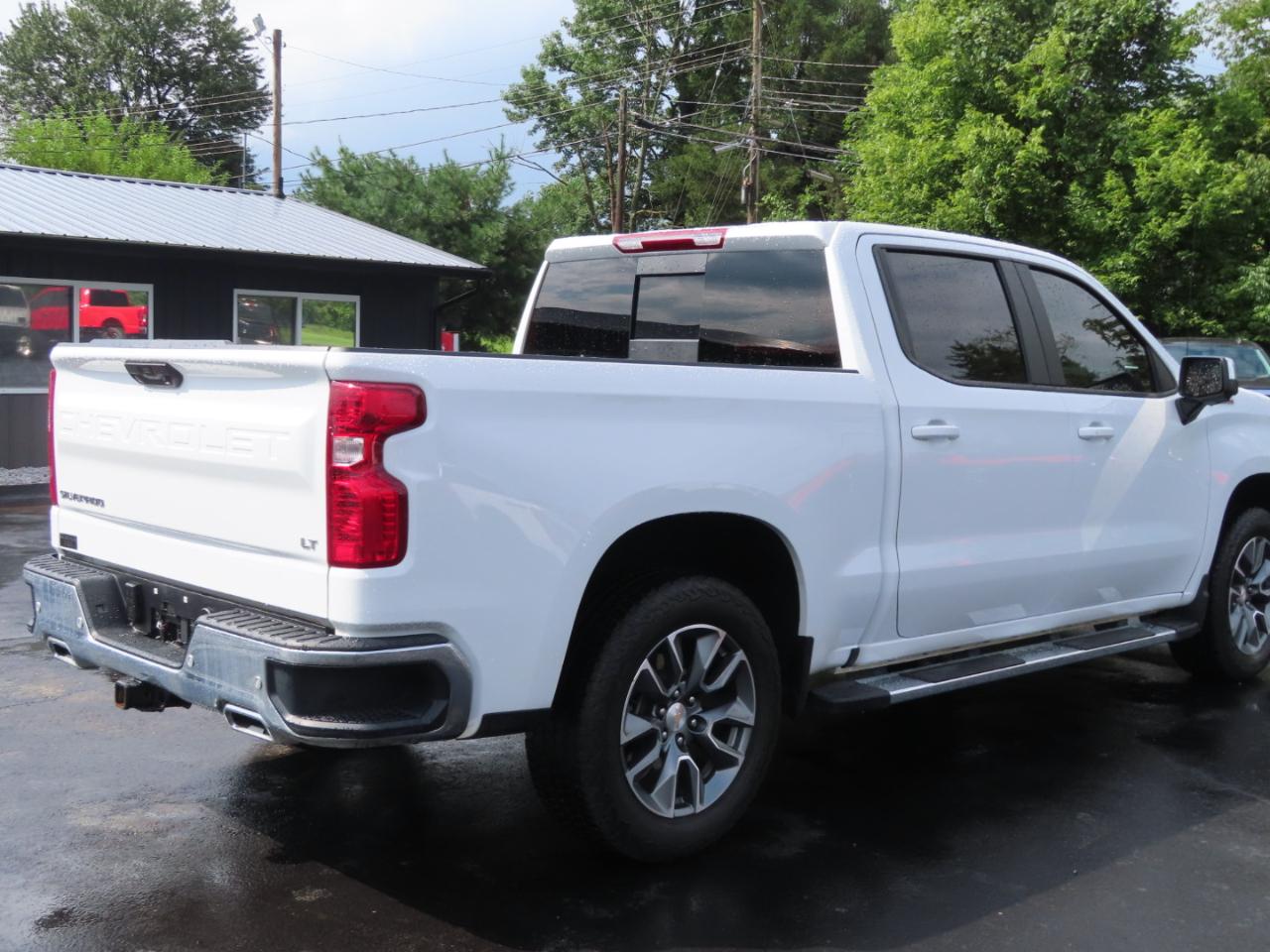 Chevrolet Silverado 1500 4WD Crew Cab 147" LT w/1LT 2025