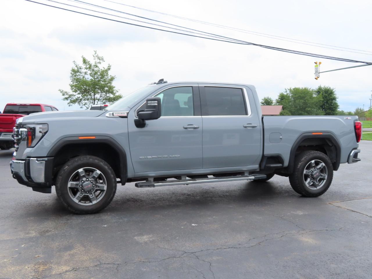 GMC Sierra 2500HD 4WD Crew Cab 159" SLE 2025
