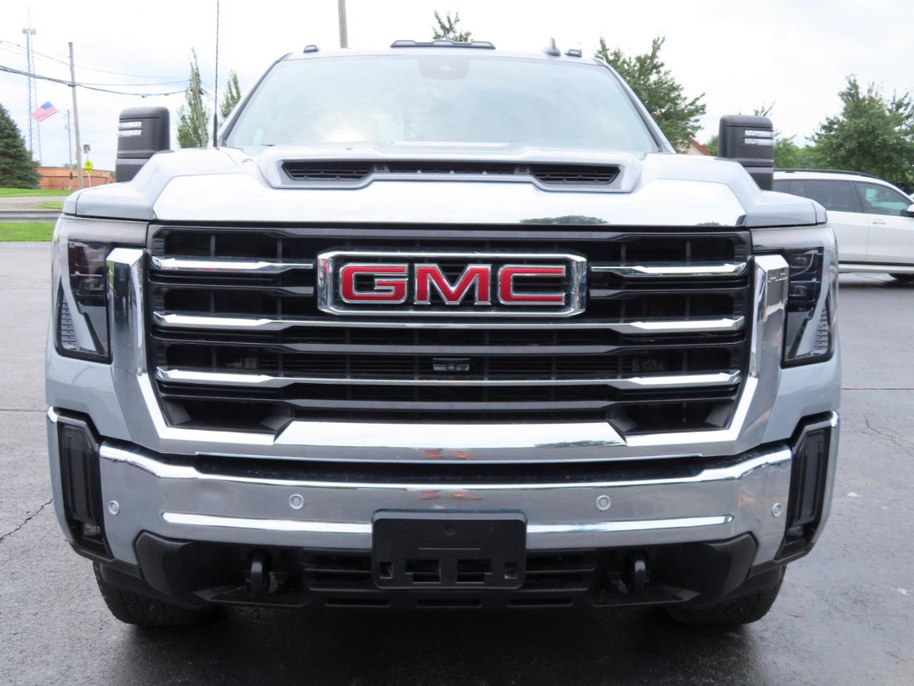 GMC Sierra 2500HD 4WD Crew Cab 159" SLE 2025
