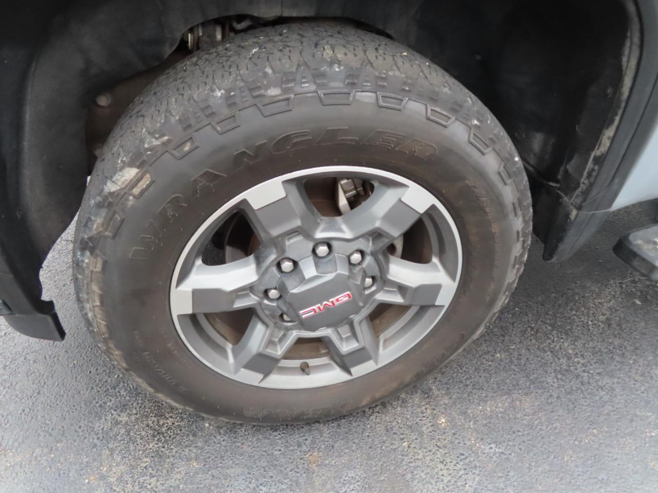 GMC Sierra 2500HD 4WD Crew Cab 159" SLE 2025