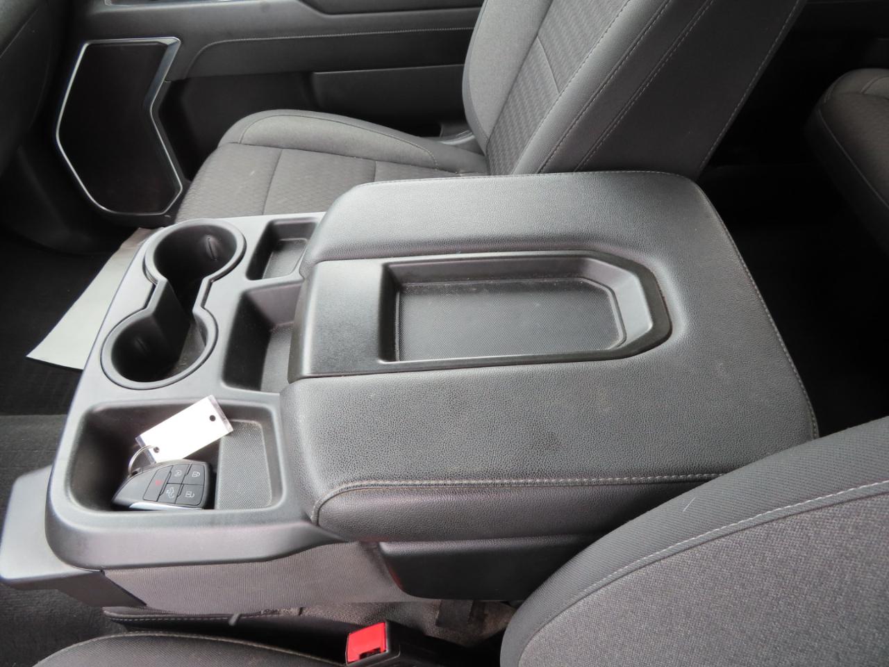 GMC Sierra 2500HD 4WD Crew Cab 159" SLE 2025