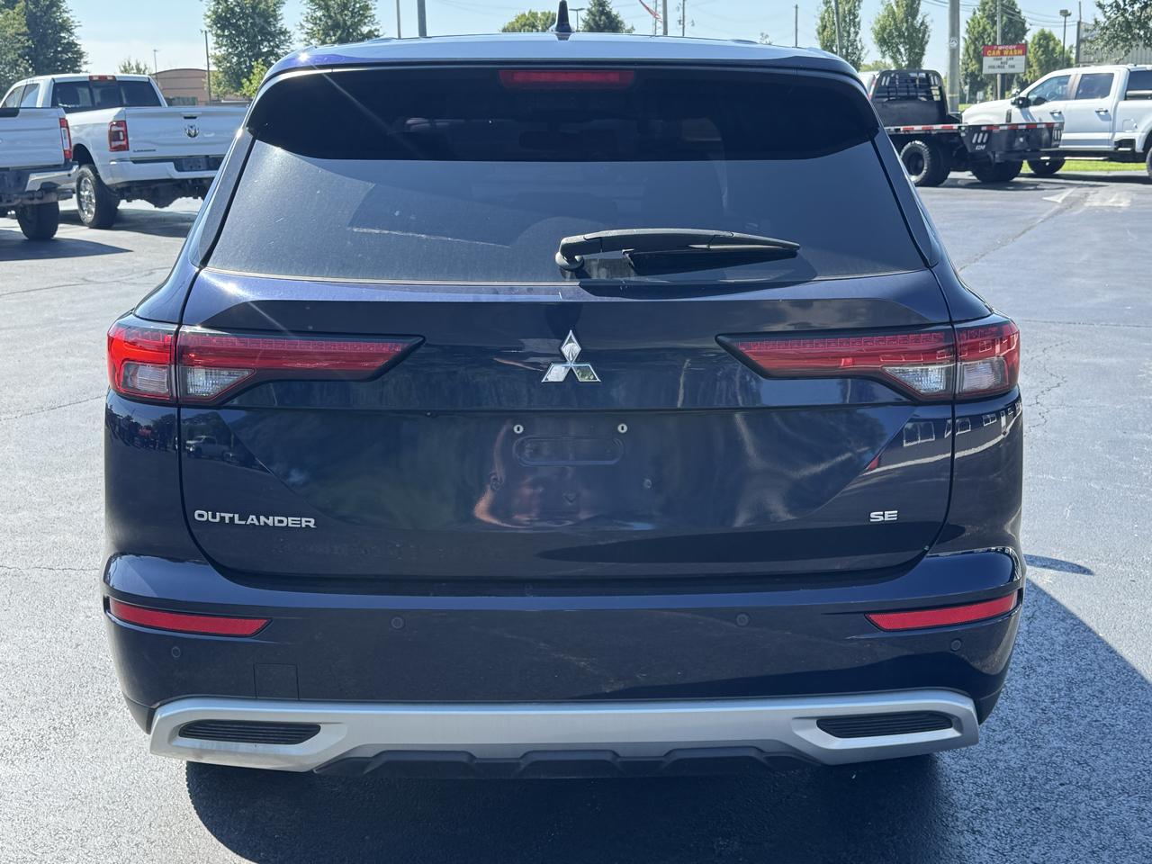 Mitsubishi Outlander SE Launch Edition S-AWC 2022