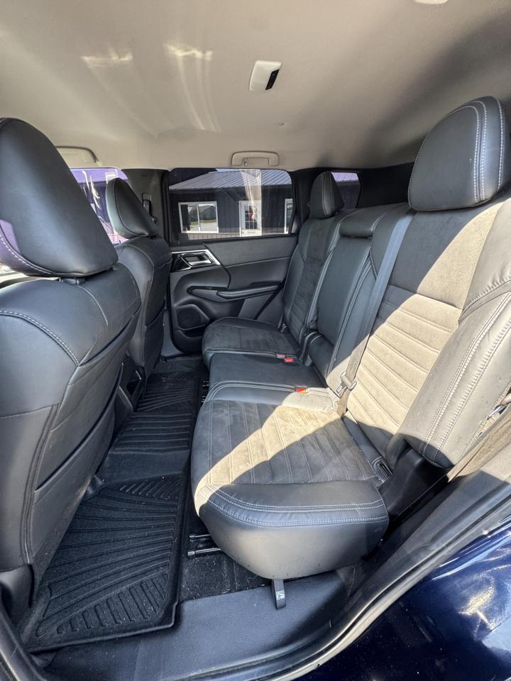Mitsubishi Outlander SE Launch Edition S-AWC 2022