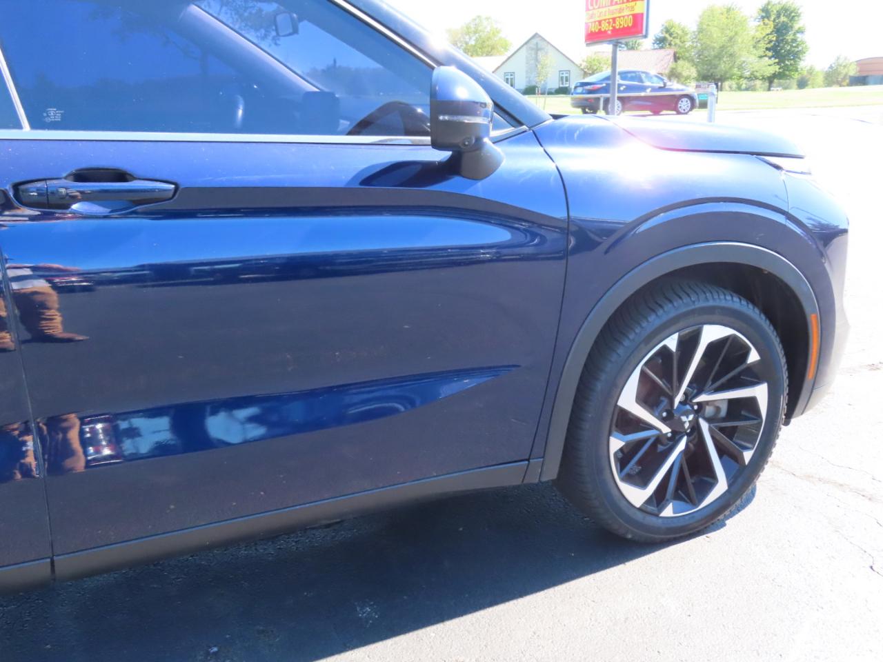 Mitsubishi Outlander SE Launch Edition S-AWC 2022