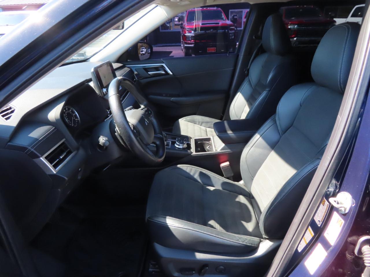 Mitsubishi Outlander SE Launch Edition S-AWC 2022