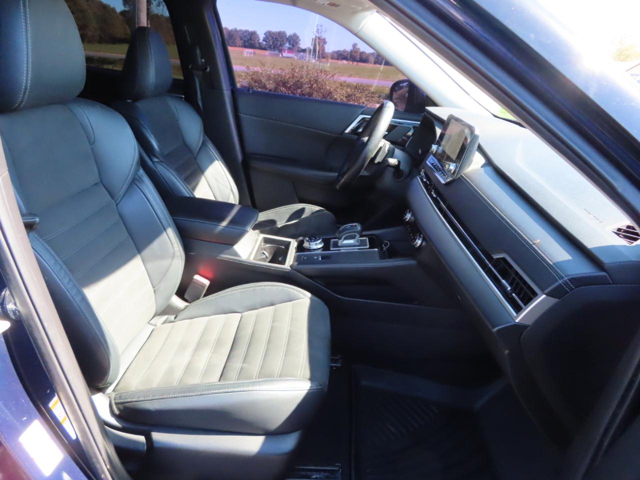 Mitsubishi Outlander SE Launch Edition S-AWC 2022