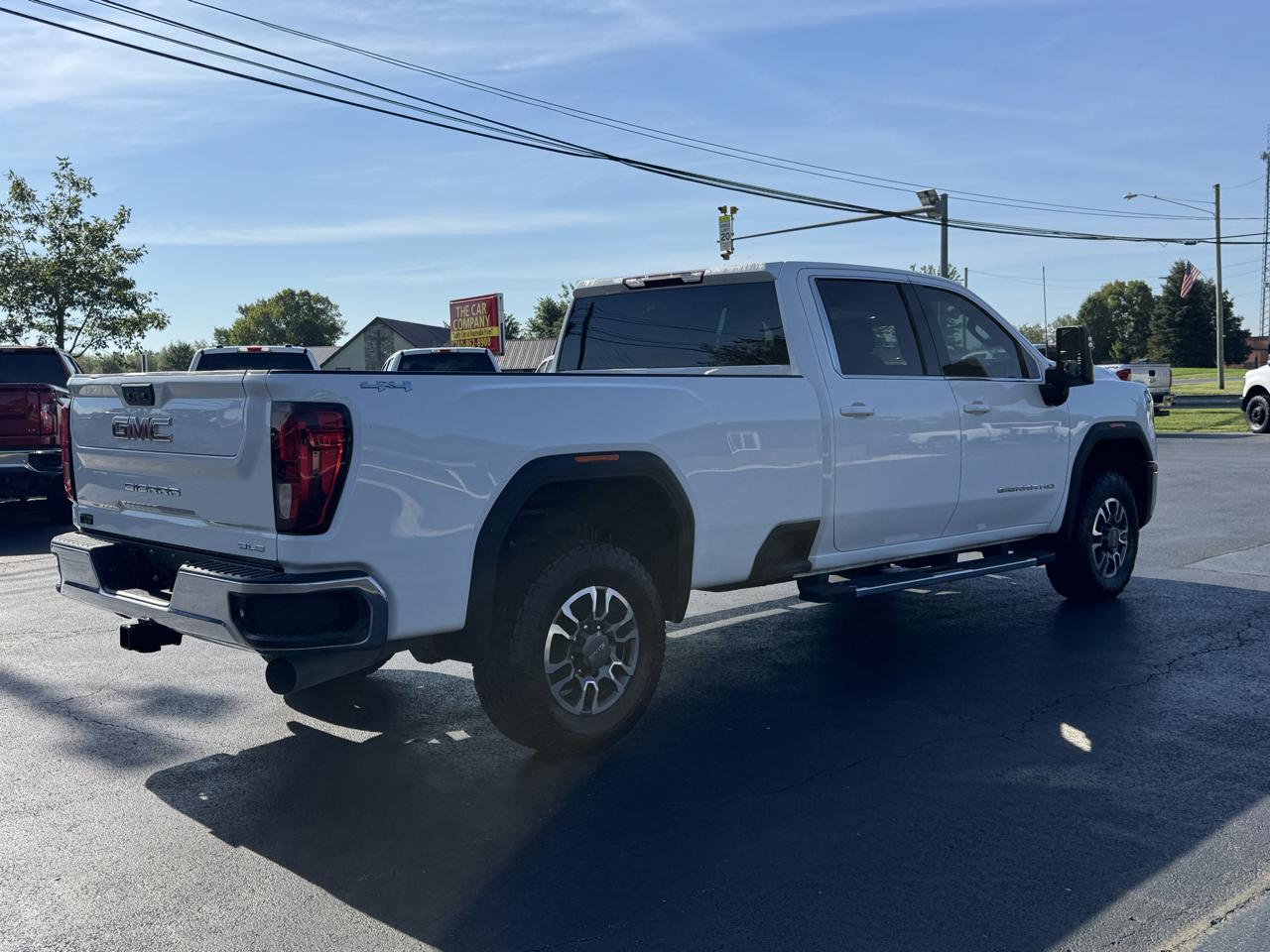 GMC Sierra 3500HD 4WD Crew Cab 172" SLE 2024