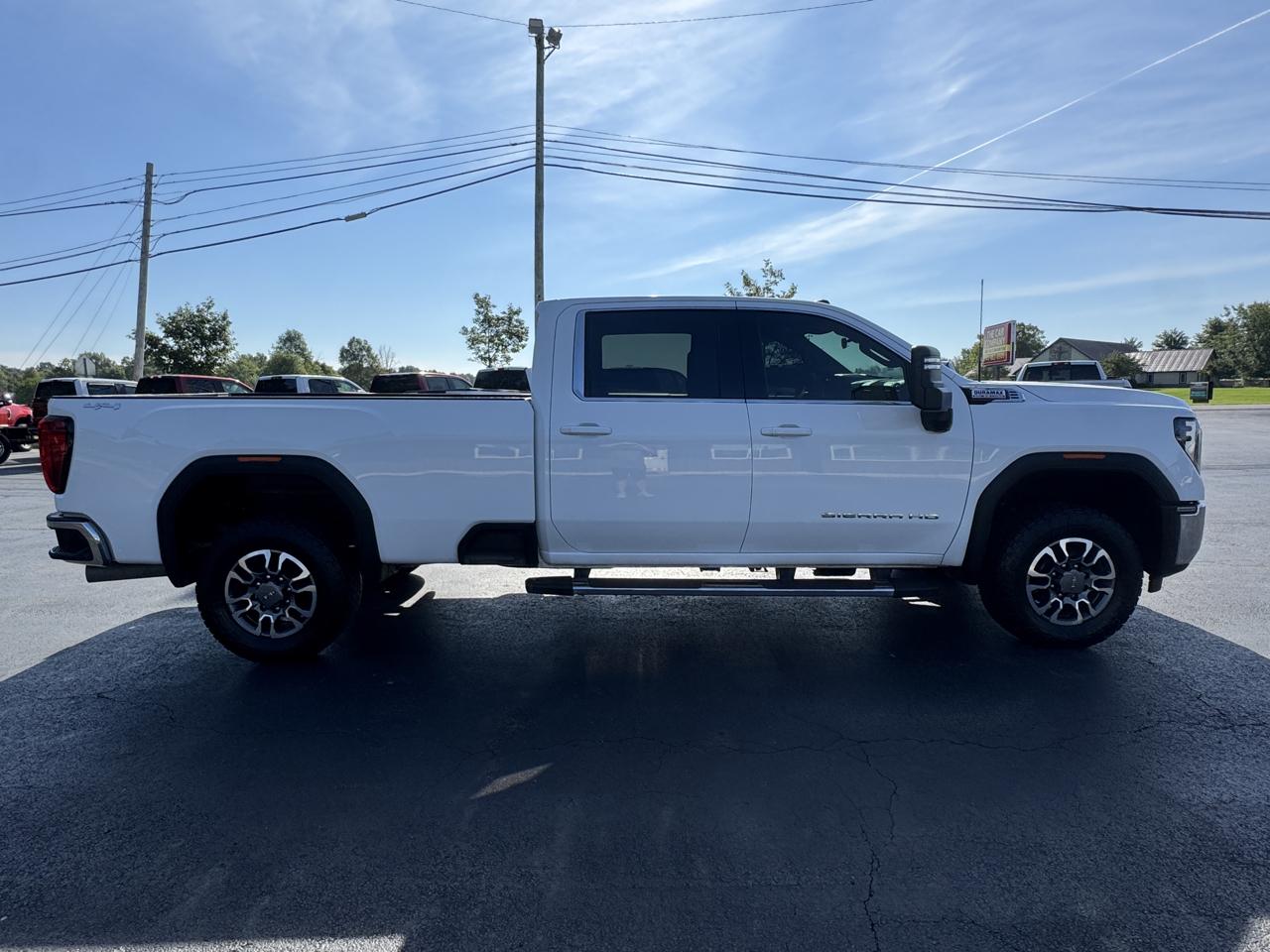 GMC Sierra 3500HD 4WD Crew Cab 172" SLE 2024