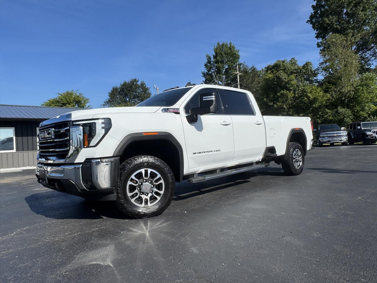 GMC Sierra 3500HD 4WD Crew Cab 172" SLE 2024