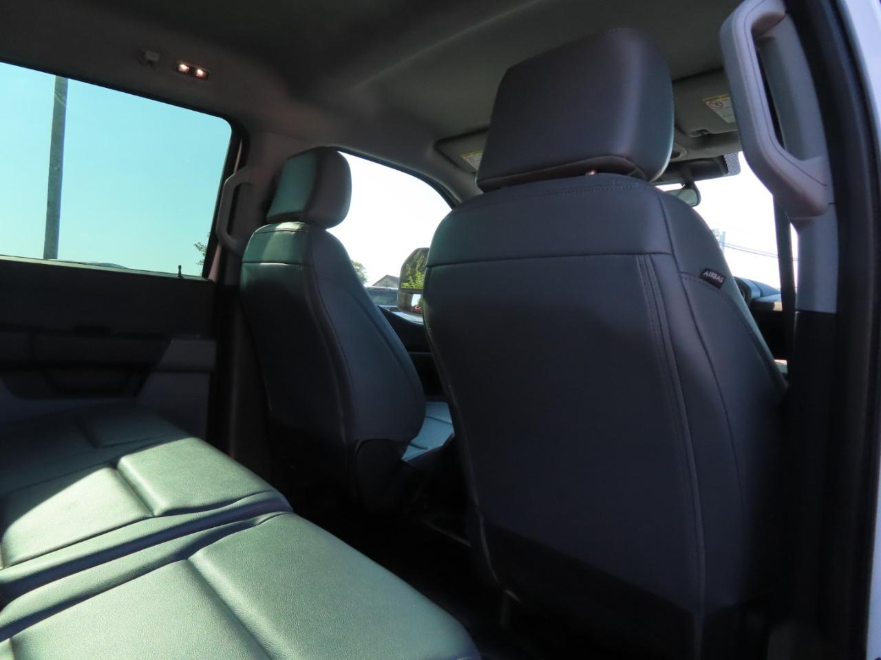 Ford Super Duty F-250 SRW XL 4WD Crew Cab 8' Box 2023