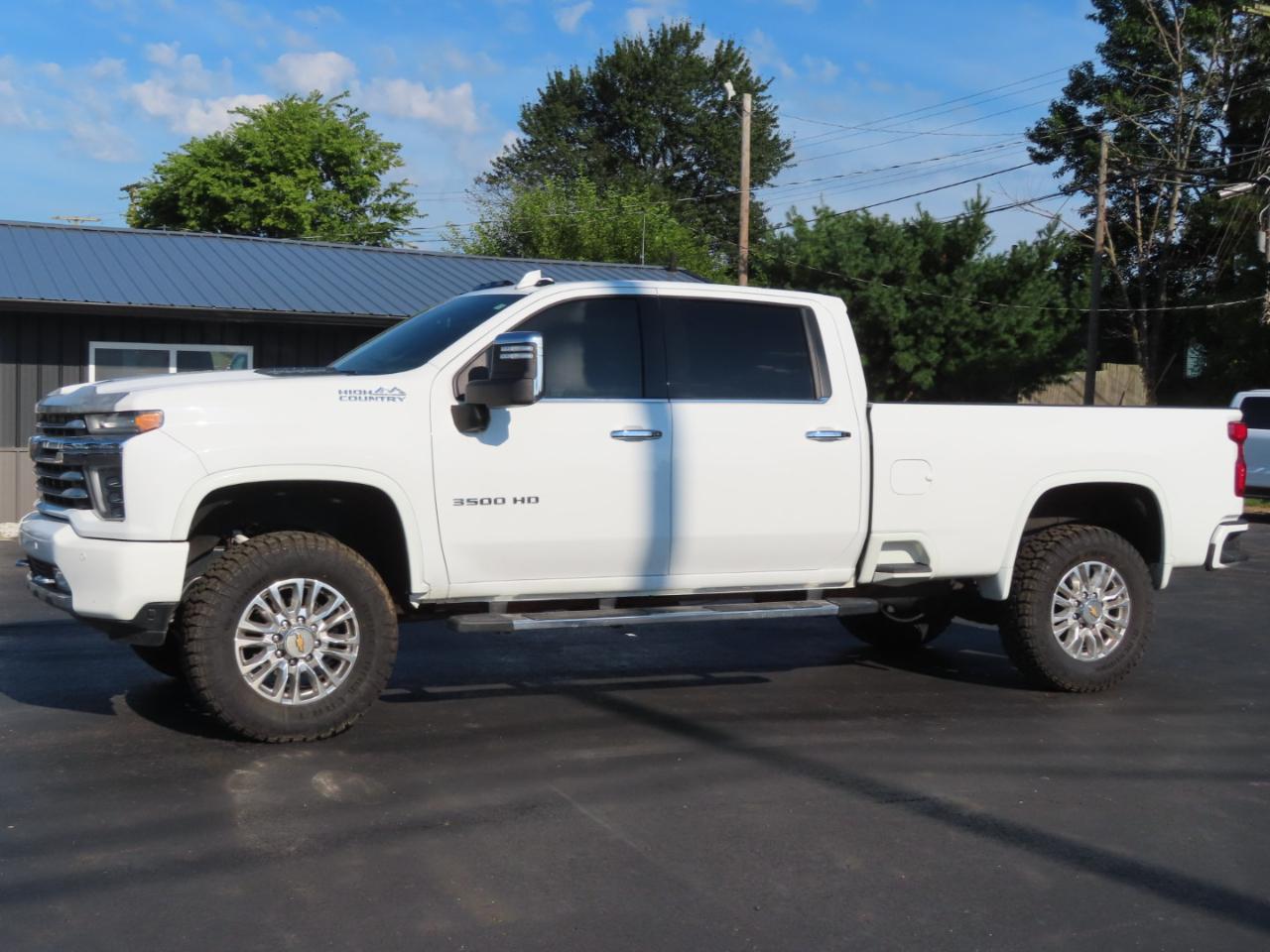Chevrolet Silverado 3500HD 4WD Crew Cab 172" High Country 2022